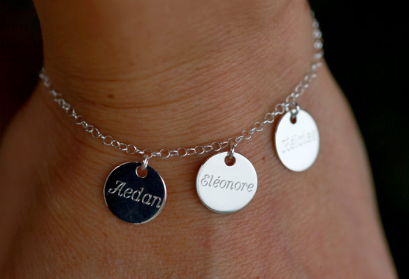 Bracelet médaillons prénoms gravés
