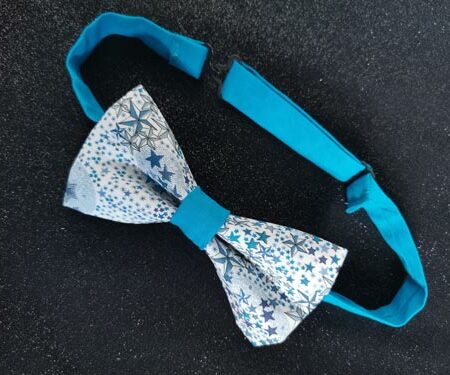 nœud papillon adulte – fait main – liberty étoiles bleues nœud papillon adulte – fait main – liberty étoiles bleues