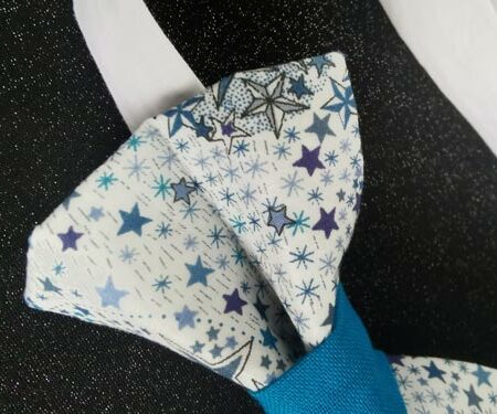 nœud papillon enfant - fait main - liberty étoiles bleues