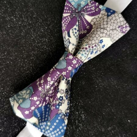 Nœud papillon adulte – Liberty fleurs bleues