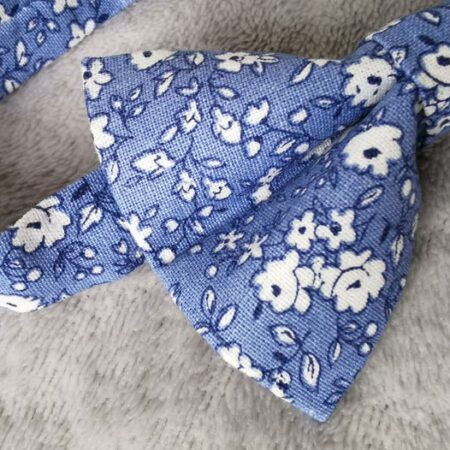 Nœud papillon enfant - Motif fleurs de style liberty - bleu