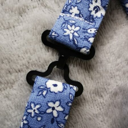 Nœud papillon enfant – Motif fleurs de style liberty – bleu