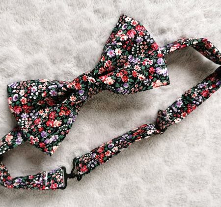 Nœud papillon adulte – fleurs multicolores -style liberty Nœud papillon adulte – fleurs multicolores -style liberty