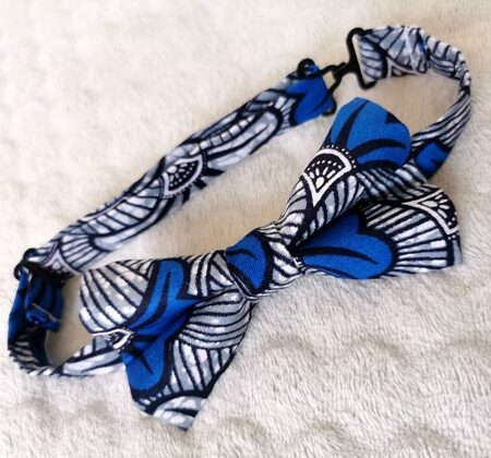 Nœud papillon ado – wax fleurs de mariage – bleu