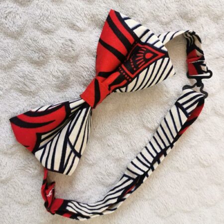 Nœud papillon ado – wax fleurs de mariage – rouge Nœud papillon ado – wax fleurs de mariage – rouge