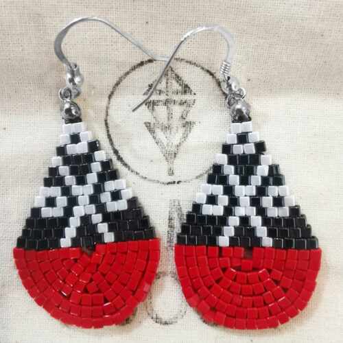 boucles d'oreilles argent 925 brick stitch rouge noir blanc