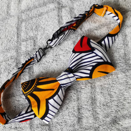 Nœud papillon adulte – wax fleurs de mariage – rouge et jaune Nœud papillon adulte – wax fleurs de mariage – rouge et jaune